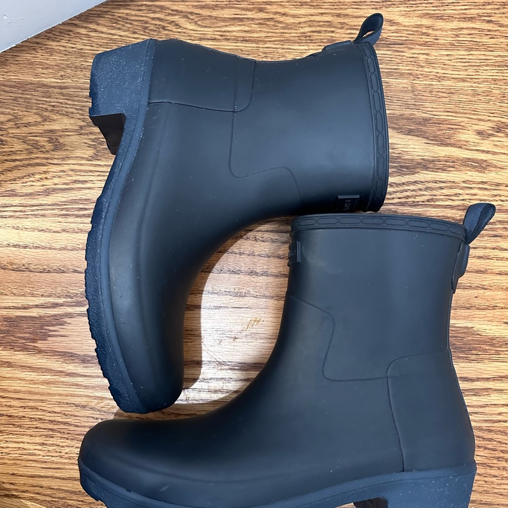 Hunter Original Refined Women's Rain Boots - Matte Navy - Size 8